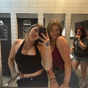 Meet your Posher, Tessa